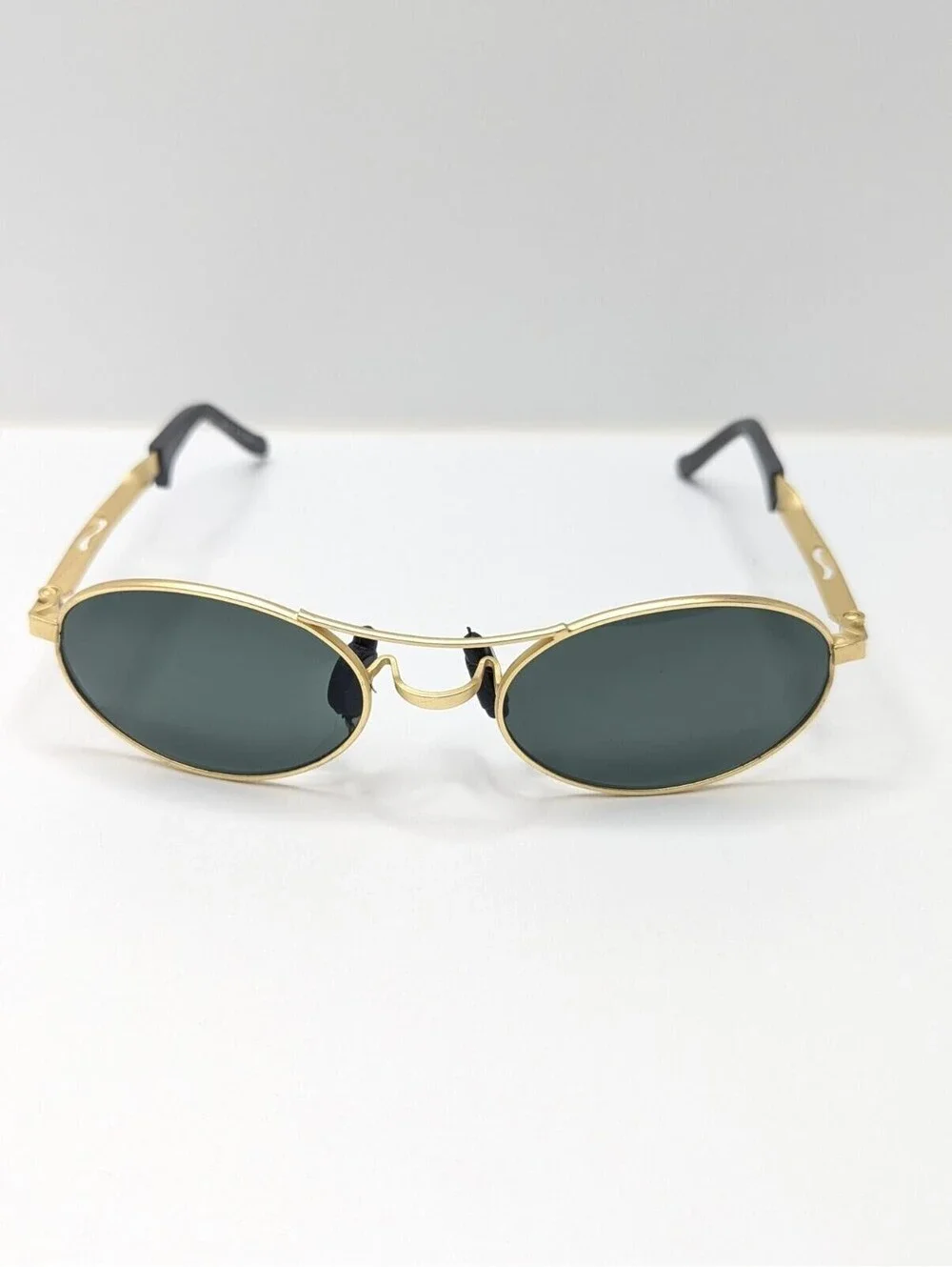 Vintage Style Gold Tone Quality Oval Sunglasses